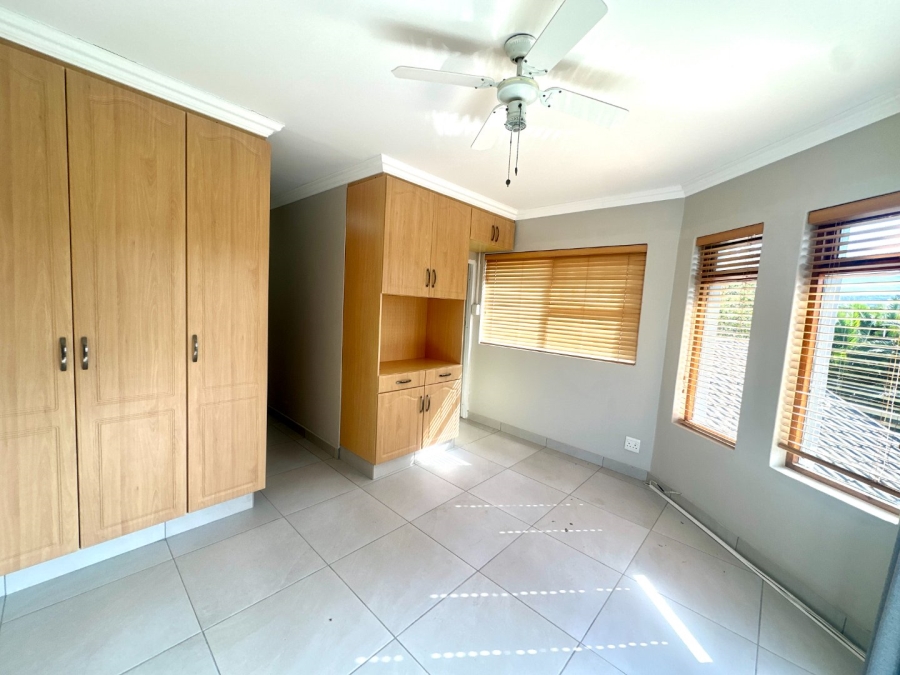 6 Bedroom Property for Sale in Denver Park Western Cape
